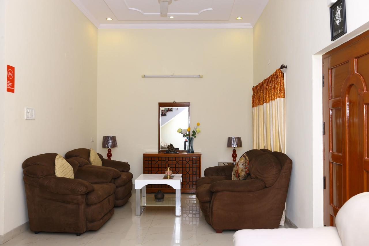 Oyo 9257 Egmore Chennai Luaran gambar